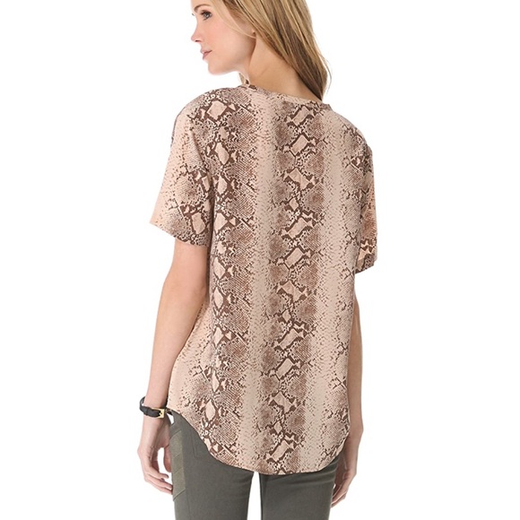 Equipment Riley Silk top  xs (fits like a small) - Picture 2 of 8